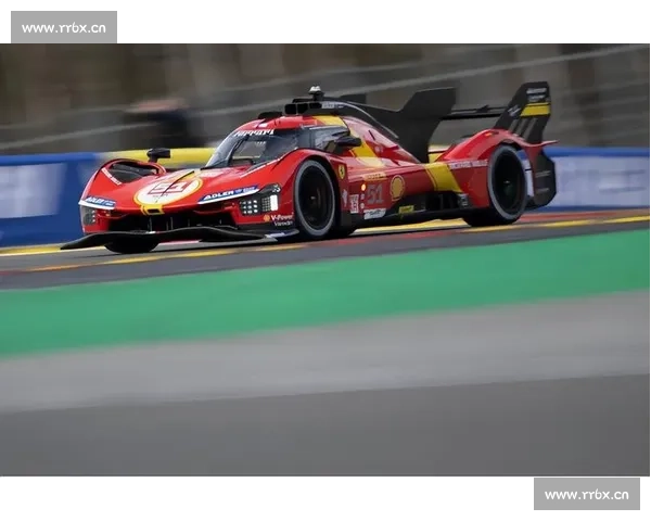 蒙特利尔法拉利车迷线上集结，为勒芒 83 号车组助威